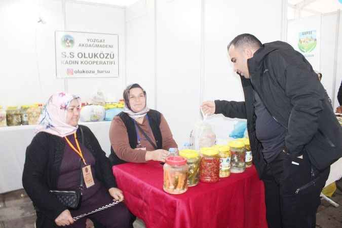 Kadınların Elinde Can Buldu: Oluközü’nün Turşuları Lezzetli ve Faydalı!