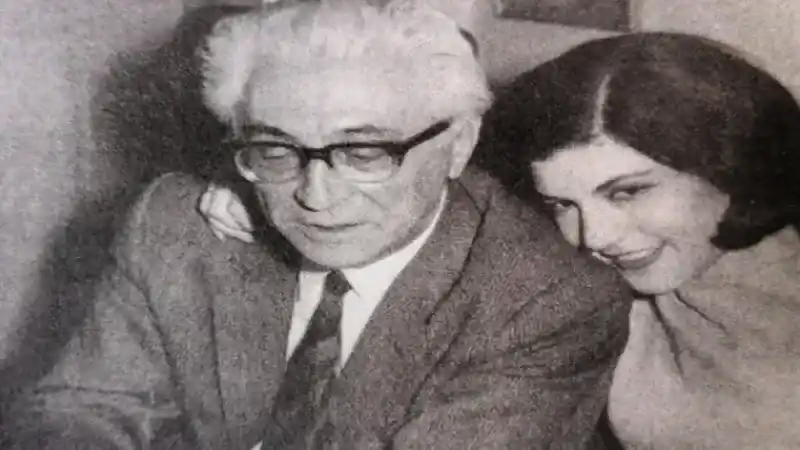 Ahmet Muhip Dıranas Kar Şiiri: 'Sesin Nerde Kaldı Her Günkü Sesin' Nedir, Ne Demek?