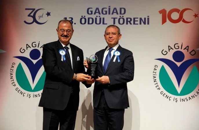 Gaziantep Genç İş Adamları Derneği Ödül Töreni Yapıldı: Enerji ve Tabi Kaynaklar Bakan Yardımcısı da Ödül Aldı!