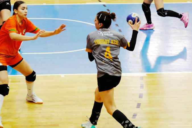 Yozgat Aile Sosyal Politikalar Gençlik ve Spor Kulübü 7. Haftada Sivas Belediyesi’ni 33-30 Yendi!