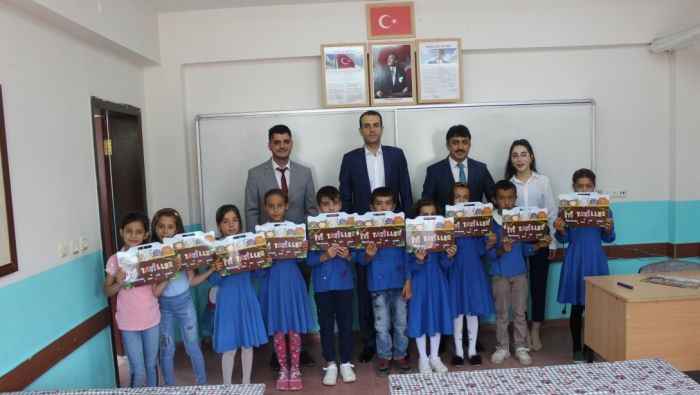 Öğrenciler Tatile Hazır