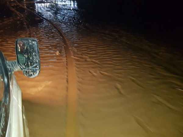 Sel yolu yardı: Yozgat-Ankara Karayolu trafiğe kapandı