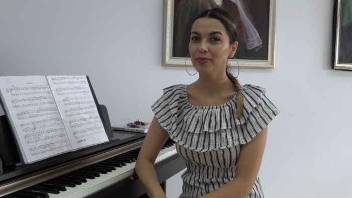 Ödüle doymuyor
