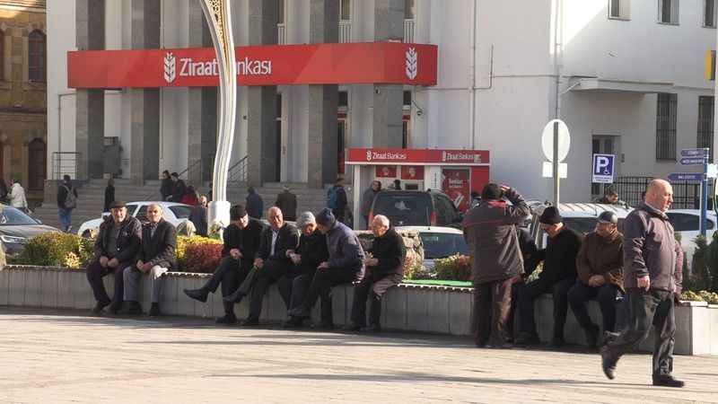 Yozgatlılara Sorduk: Aralık Ayında Güneşli Havadan Memnun musunuz? (06/12/2023)