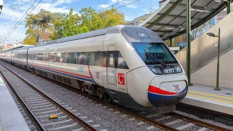 Türkiye'nin Ulaşım Haritası Değişiyor: Bir Yüksek Hızlı Tren Projesi Daha Yola Çıktı!