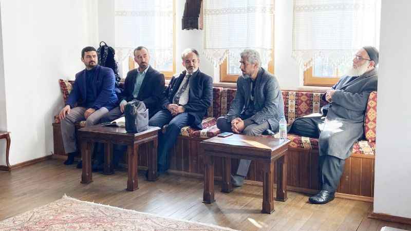 Yozgat'ta 'Oku-Yorum' Projesiyle Din Görevlilerine Eğitim Veriliyor! (07/12/2023)