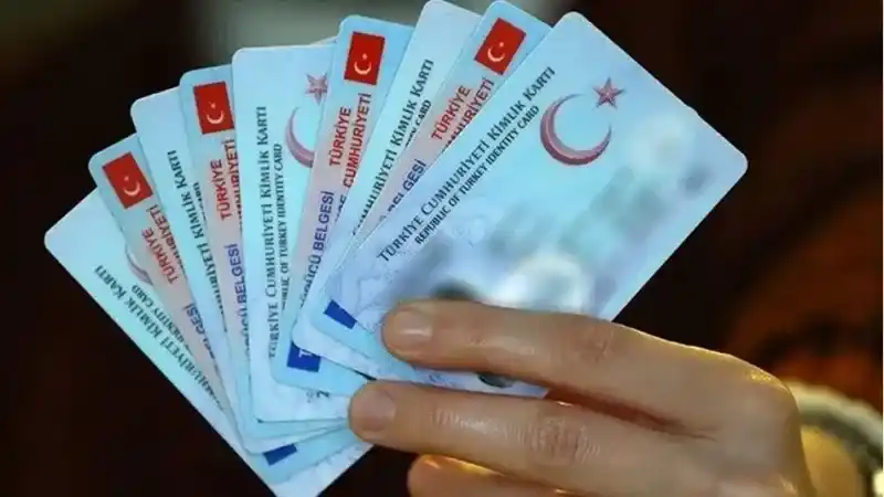 Ehliyet Yaş Sınırında Değişikliğe Gidiliyor! D Sınıfı Ehliyeti 2 Yaş Düşürüldü! (08/12/2023)