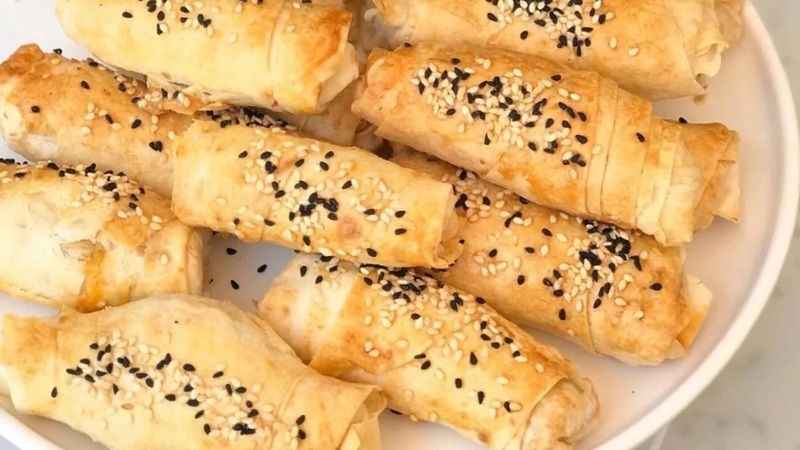 Ev Yapımı Börek Pişirmenin Teknikleri: Çıtır Çıtır Börek Yapmak İstiyorsanız İşte Aşçıların Onayladığı Yöntemler!
