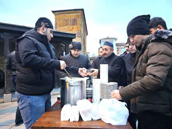 Yozgat'ta Sabah Namazı Buluşması Sonrası İkram: Zafer Türk Mutfağı'ndan Vatandaşa Çorba (10/12/2023)