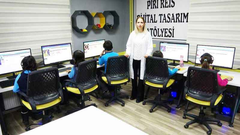 Fatma Temel Turhan Bilim ve Sanat Merkezinden Başarı İmzalı Proje: Yapay Zeka ile Kitap Okuma Keyfi! (11/12/2023)