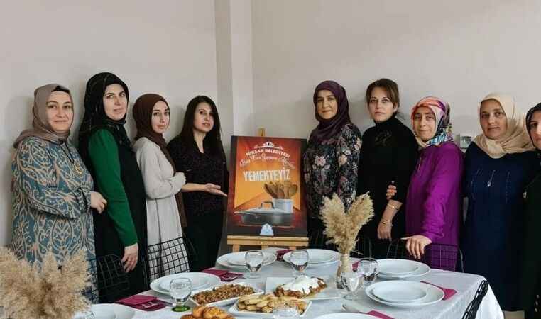 Niksar Belediyesi Baştacı Yaşam Merkezi Yeni Aşçılar Yetiştiriyor! Aşçı Adayları Yemek Yarışmasına Damgasını Vurdu!