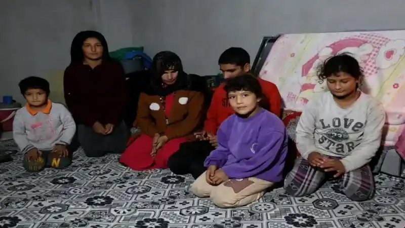Vicdansız Baba, Eşi ve 8 Çocuğunu Bıraktı: 200 Bin TL Borçla Kayıplara Karıştı! (12/12/2023)