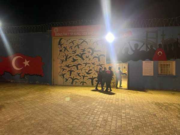Yozgat'ta Arazi Anlaşmazlığı Akrabaları Birbirine Düşürdü: Bir Kişi Yoğun Bakımda! (13/12/2023)