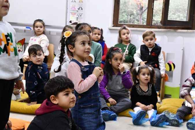 Mamak Belediyesi Çocuklara Yönelik Projelerine Devam Ediyor: Bebek ve Çocuk Kütüphanesi Sayısı 3'e Çıktı! (14/12/2023)