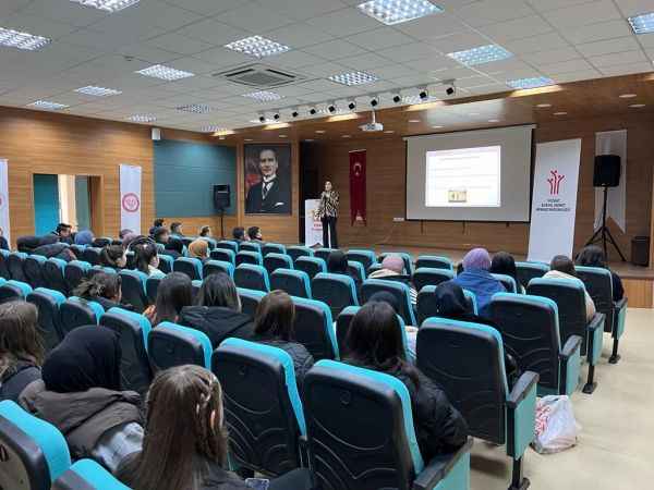 Yozgat Bozok Üniversitesi'nde Öğrenciler İçin Evlilik Öncesi Eğitim Semineri Düzenlendi! (14/12/2023)