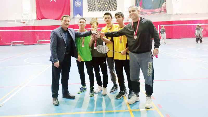 Yozgat'ta Badminton Heyecanı Doruk Noktasına Ulaştı! Derece Yapan Takımlar Şehrimizi Temsil Edecek! (15/12/2023)