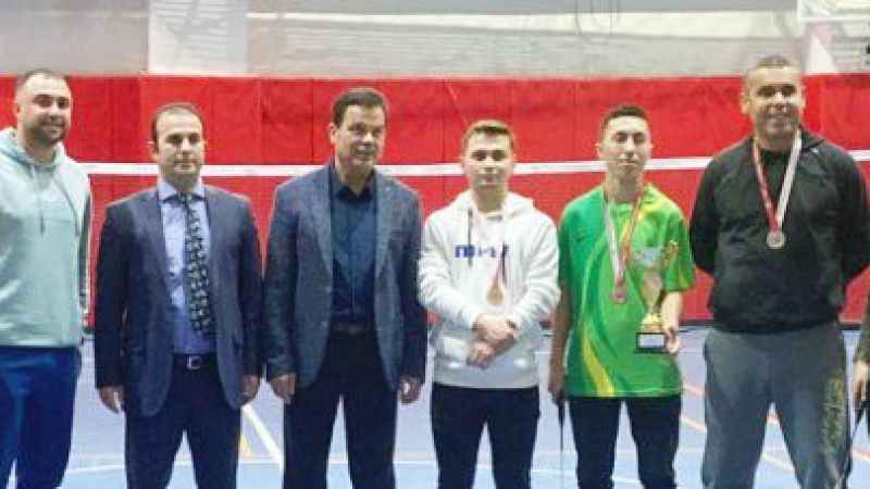 Yozgatlı Öğrencilerden Badminton Sporunda Büyük Başarı! (15/12/2023)