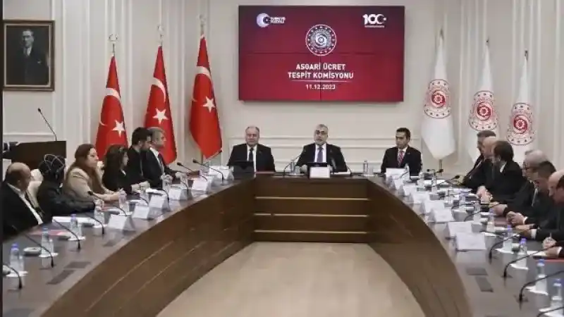 Asgari Ücret Tespit Komisyonunda Bakan Işıkhan'dan Dikkat Çeken Açıklama! (16/12/2023)