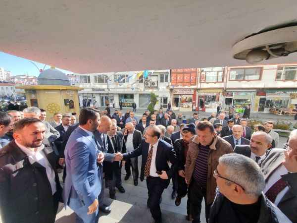 Ak Parti Yozgat Milletvekili Abdulkadir Akgül: Ailemizle Bir Aradayız (17/12/2023)