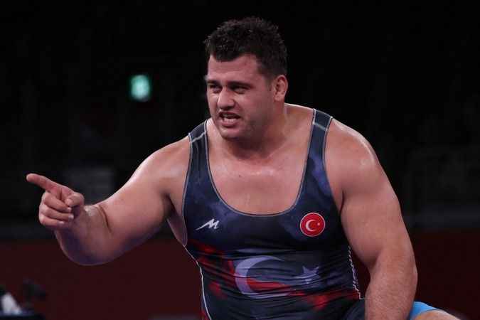 Güreşte Yeni Teknik Ekip Hazır: Hedef 2024 Paris Olimpiyatları'nda Dereceye Girmek! (19/12/2023)