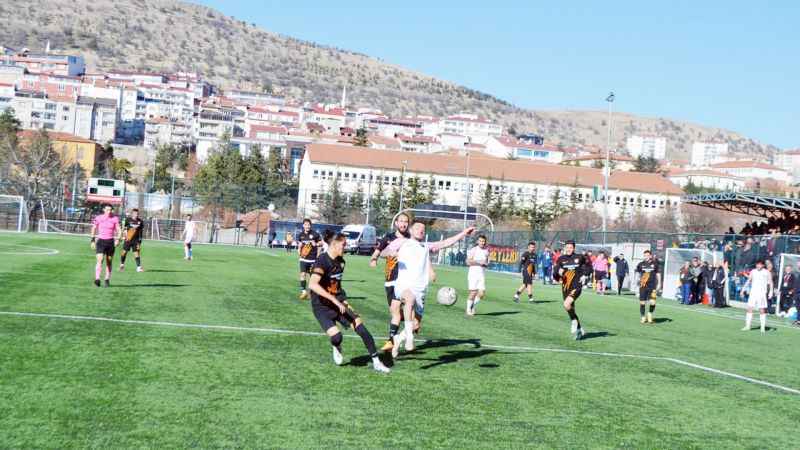 Yozgat Belediyesi Bozokspor: 10 kişi Kaldı Yine de Yılmadı! Maçı 2-1 Kazanmasını Bildi! (20/12/2023)