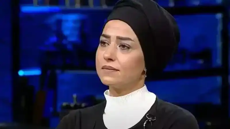 TV8 Masterchef Esra Kimdir, Kaç Yaşında, Evli mi? Esra Tokelli Başka Hangi Programlarda Yarıştı? (21/12/2023)