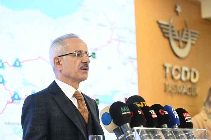 Demiryolu Güvenliğinde Önemli Adım: Bakan Uraloğlu Açıklama Yaptı! (21/12/2023)