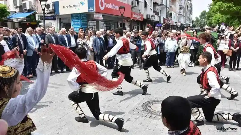 Manisa Akhisar'da Çağlak Festivali Nedir? Çağlak Festivali'nin Geçmişi!