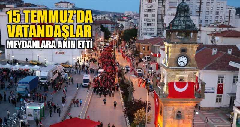 15 Temmuz'da vatandaşlar meydanlara akın etti