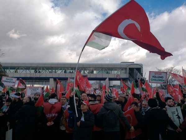 Saldırılara Sessiz Kalmadılar: Ankara Filistin Dayanışma Platformu Gazze İçin Yürüdü! (25/12/2023)