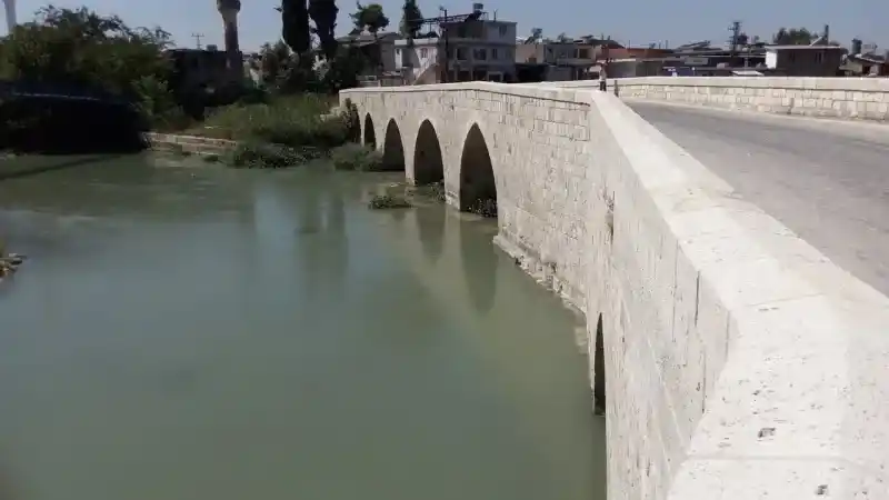 Asi Nehri Hakkında Bilinmeyenler: Neden Ters Akan Nehir Olarak Biliniyor?