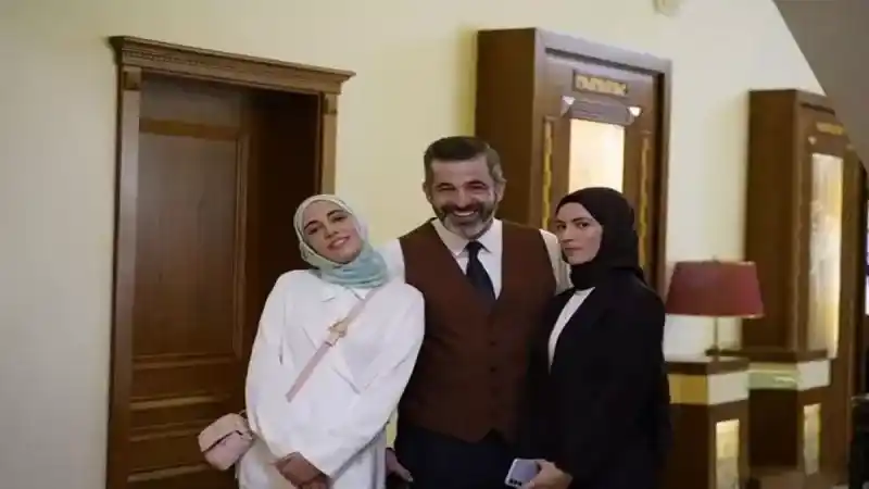 Gizem Yanık, 'Kızılcık Şerbeti' Dizisindeki Mihri Karakteriyle Parladı! Gizem Yanık Gerçek Hayatta Nasıl Biri?