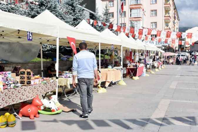 Yöreyi tanıtan pazar