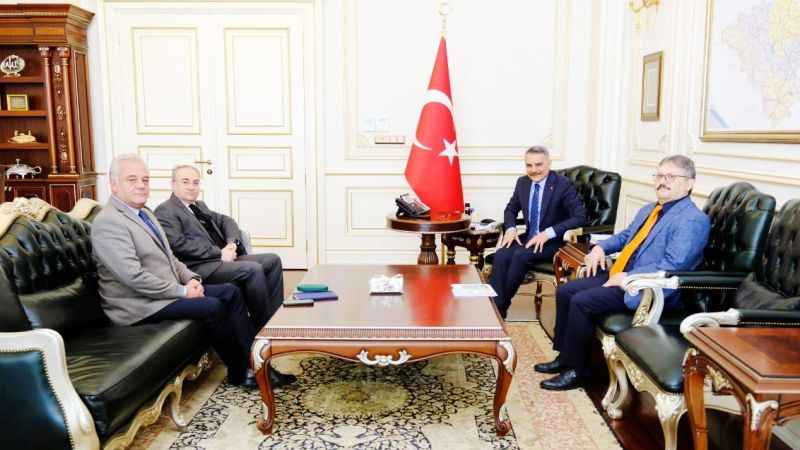 Yozgat Bozok Üniversitesi'nden Büyük Başarı: Endüstriyel Kenevir Üretiminin Öncüsü Olacak!