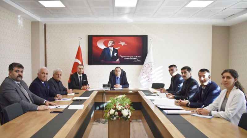 Yozgat'ta İl Müdürlüğü Başkanlığı Toplandı! Toplantıda Eğitimle İlgili Hangi Konu Başlıkları Ele Alındı? (28/12/2023)