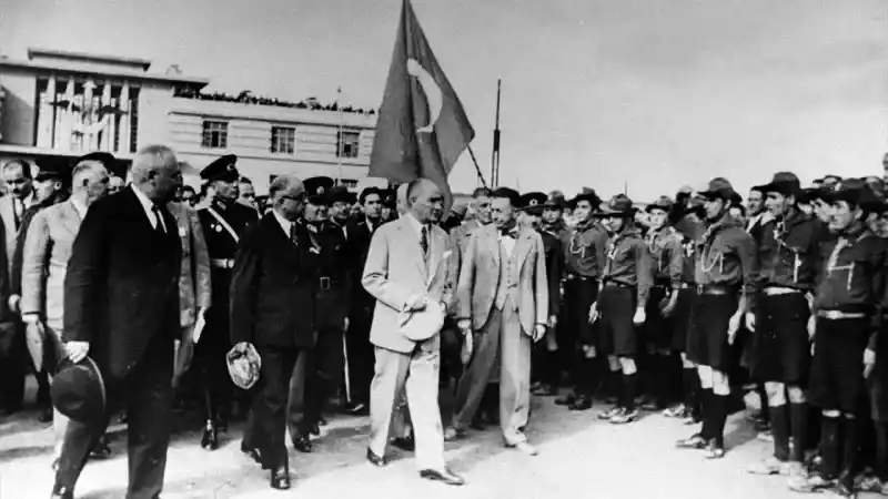 Suudi Arabistan Atatürk'ü Sevmiyor mu? Atatürk Tişörtüne Neden İzin Vermediler?