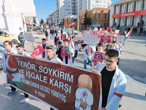Yozgat’ta Hekimler Filistin'deki İşgal İçin Beraber Yürüdü! (30 Aralık 2023)
