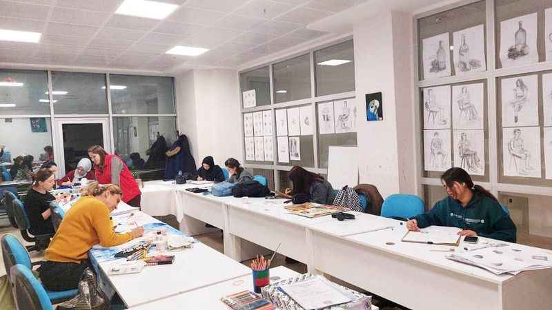Yozgat’ta sanatsal eğitimler ile yetenekler gelişiyor: Vatandaş büyük ilgi gösteriyor! (31 Aralık 2023)