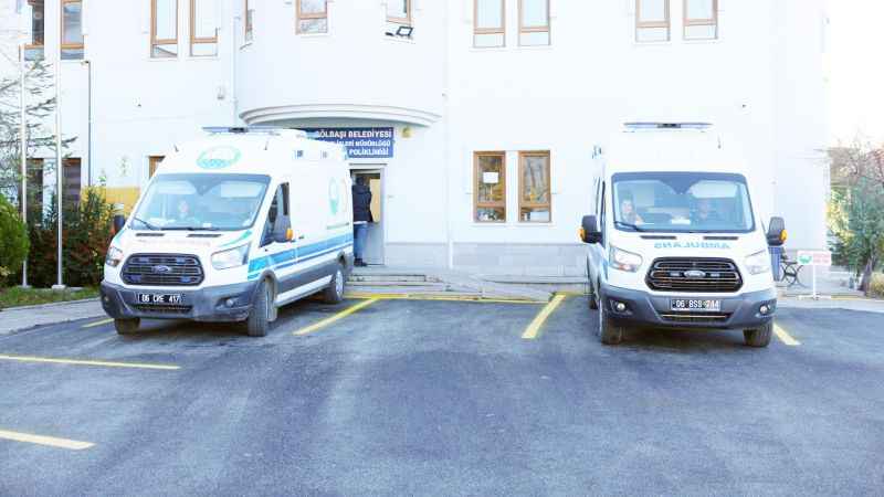 Belediye'nin ambulansı ücretsiz nakil yapıyor