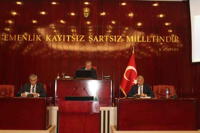 Meclis seçim öncesi 3 aylık oturumunu yapıyor