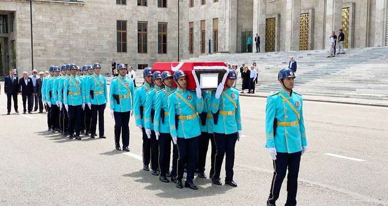 Yozgat eski milletvekili Mahmut Orhon için TBMM'de tören düzenlendi