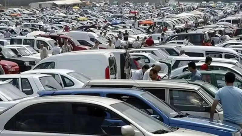 İkinci El Araç Piyasasında Yüzde 30'a Varan Fiyat Düşüşleri, 'Keriz Silkeleme' Dönemi Başlıyor