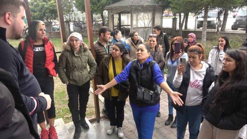 Denizli'deki Cam fabrikasında işçiler, Maaş gecikmelerini protesto etti