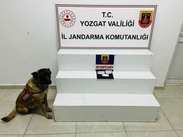 Yozgat İl Jandarma Komutanlığı'ndan Uyuşturucu Operasyonu: 3 Şüpheli Gözaltında