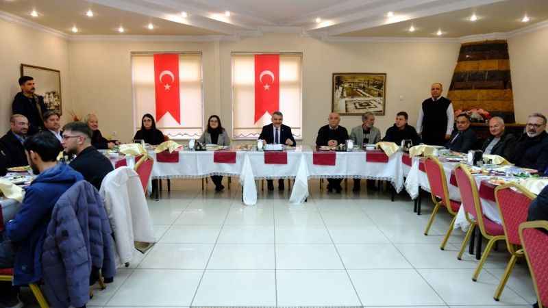 Vali Özkan Tarihi Verdi: Hızlı Trende Yeni Gelişme: O İstasyonlar Mart Ayında Açılacak...
