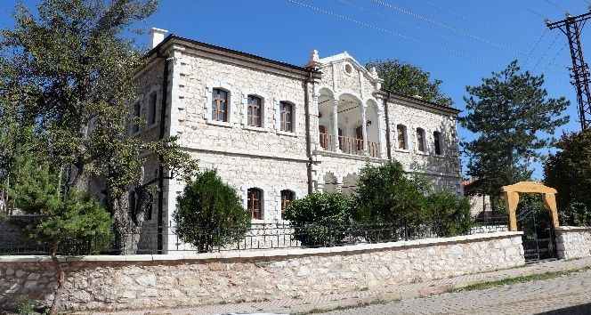 Akdağmadeni'nde Tarihi ve kültürel güzellikleriyle gezilecek muhteşem yerler