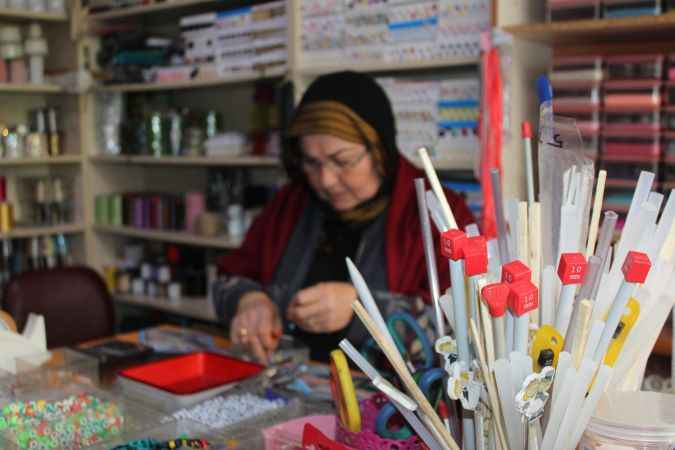 Yozgat’ta boncuk işi Sevim Coşar’dan sorulur