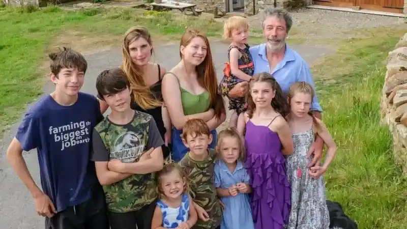 Büyük Aile Çiftliği Amanda Neden Boşandı?