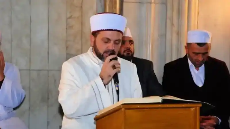 Ferruh Muştuer Kimdir?