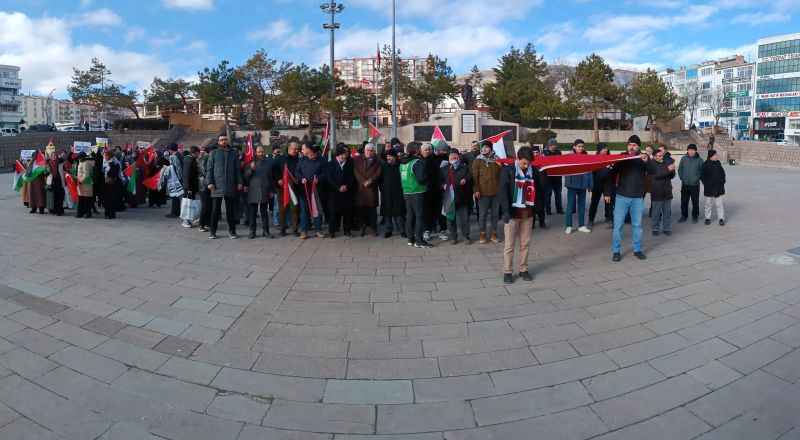 Gazze'de soykırım suçu işleniyor
